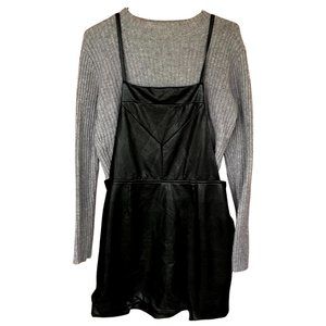 🌵7/$45🌵Brandy Melville Crop Sweater Grey Women’s